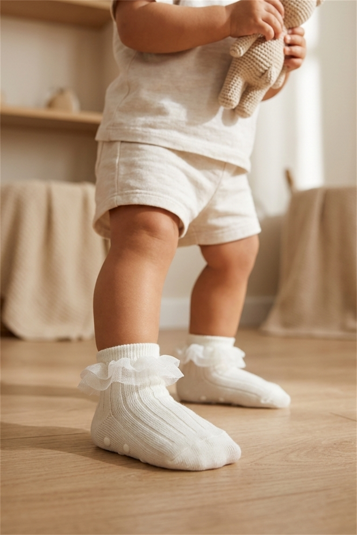 Baby Girl Tulle Accessory Step Socks White