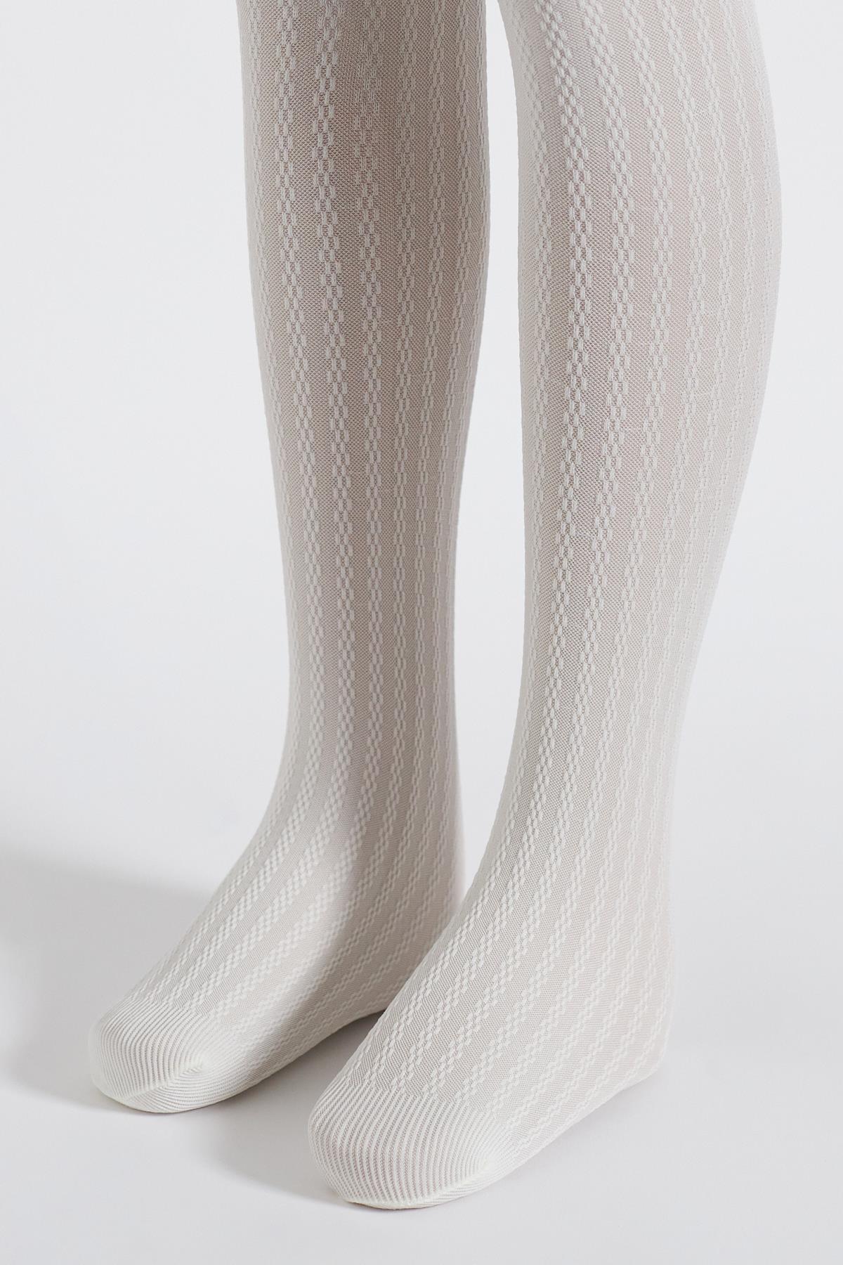 Girls 20 Denier Knitted Patterned Tights in Ecru