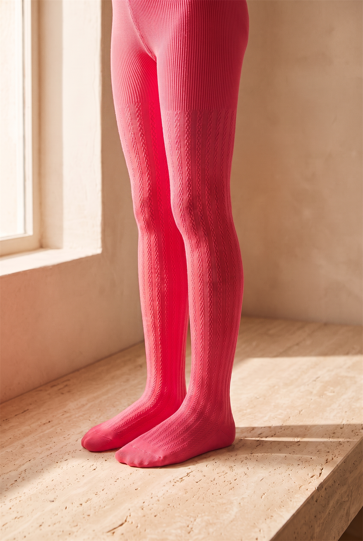 Girls 20 Denier Knitted Pattern Tights Fuchsia
