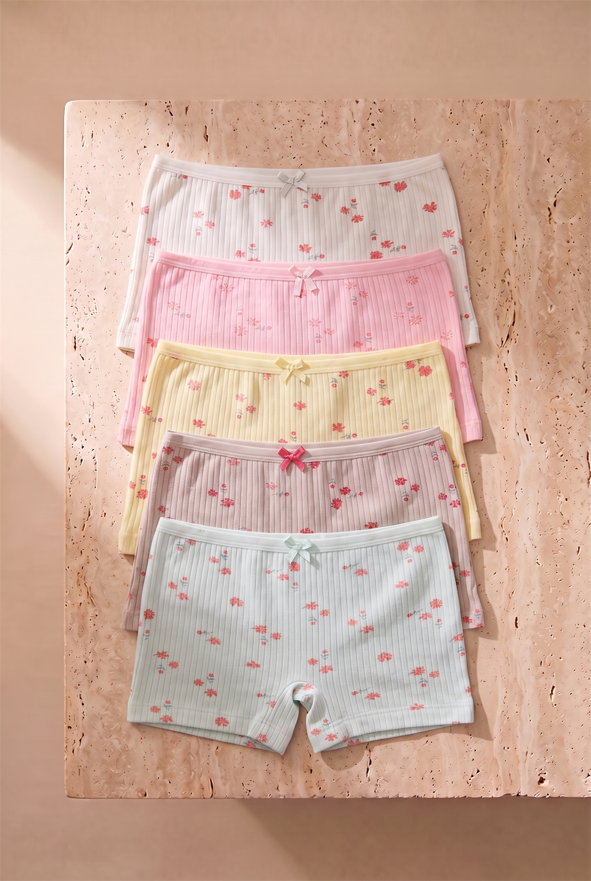 Kız Çocuk 5 li Paket Çiçek Desenli Boxer Çok Renkli