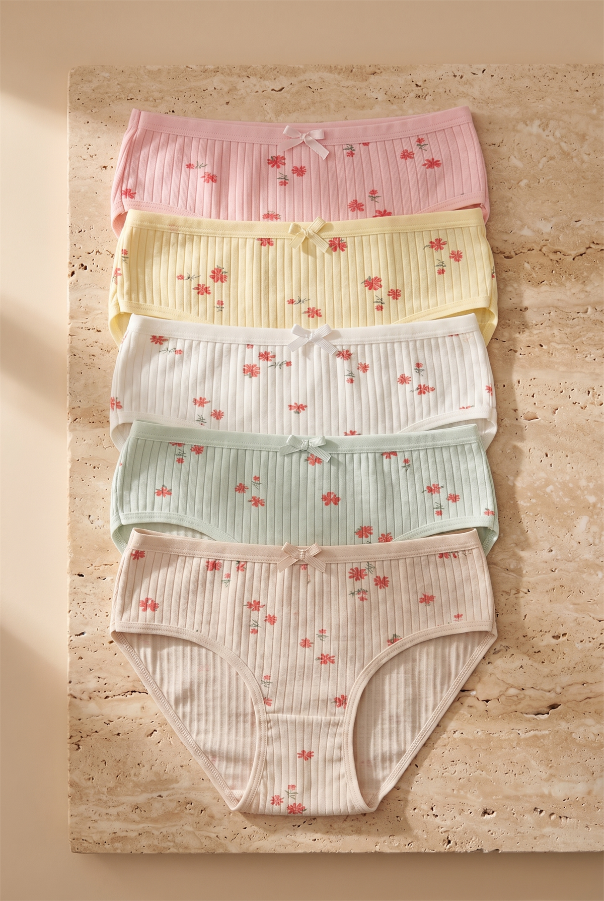 Kız Çocuk 5 li Paket Çiçekli Ribanalı  Slip Külot Renkli