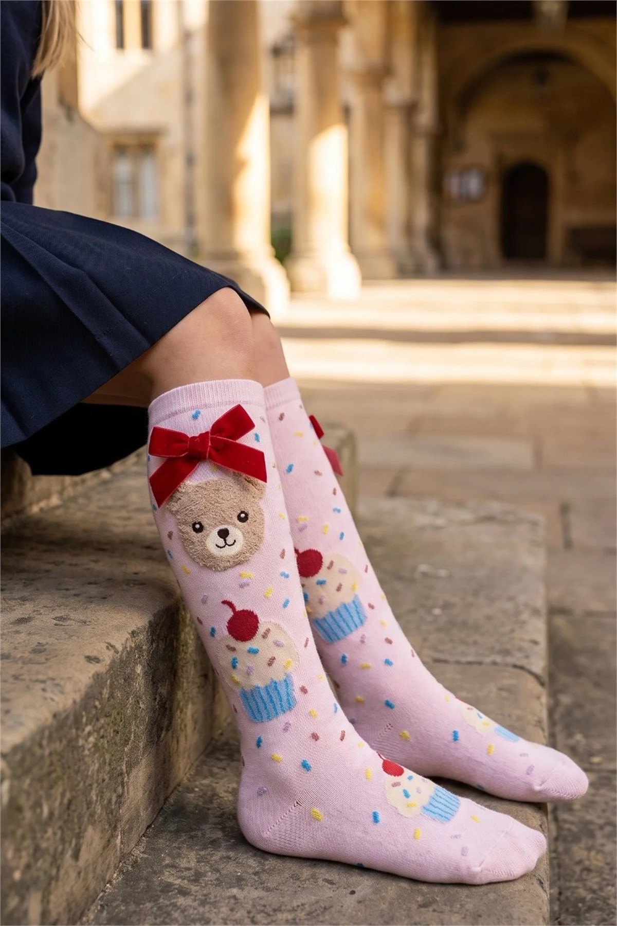 Kız Çocuk Cupcake Teddy Desenli Dizaltı Okul Çorabı