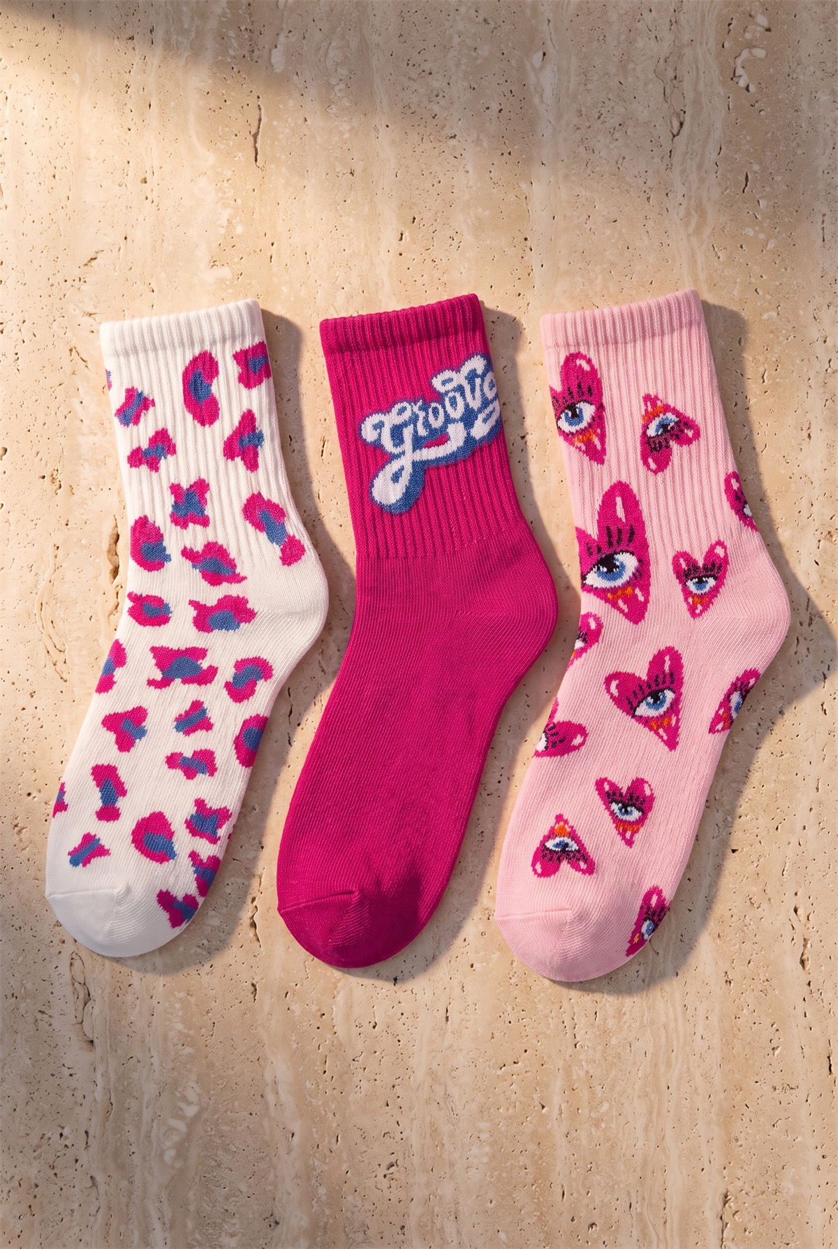 Girls Heart Patterned 3-Piece Boxed Socks