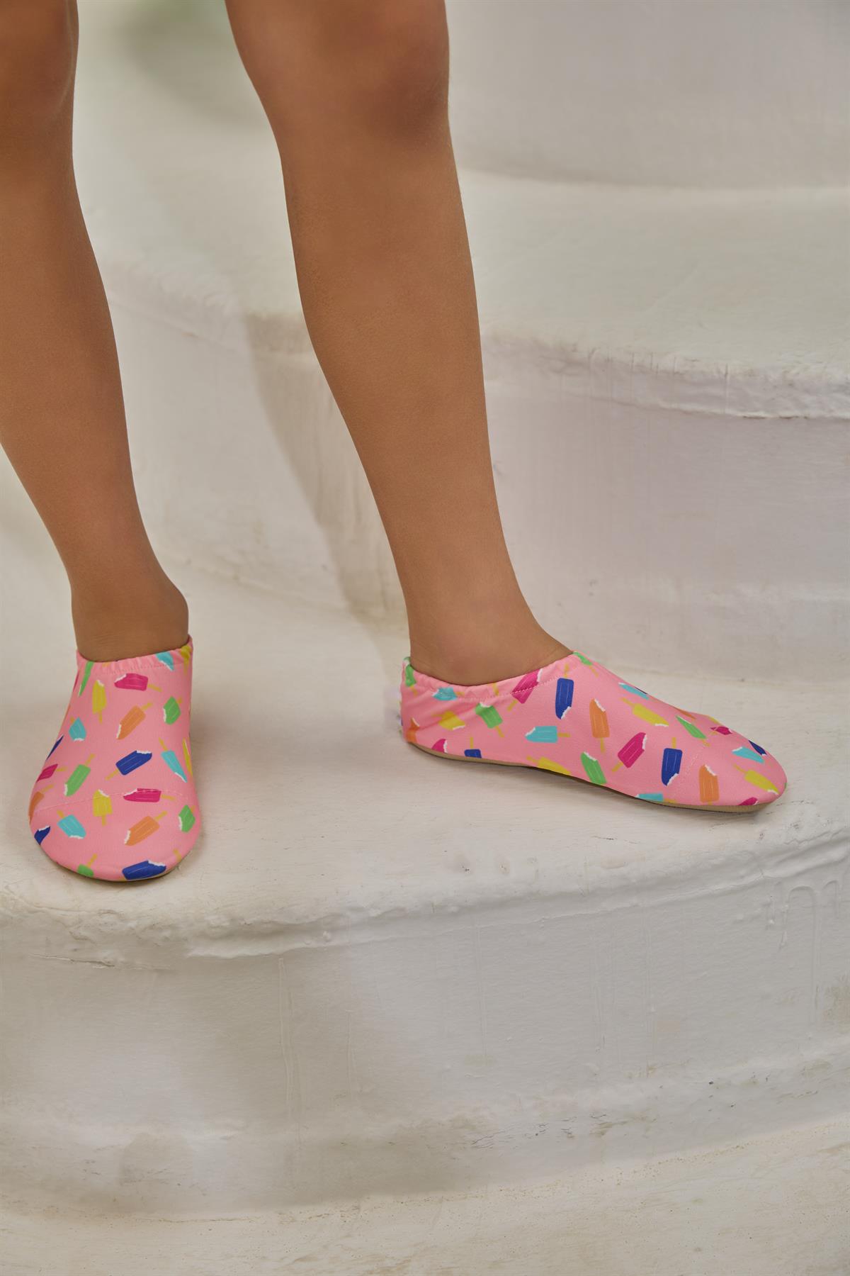 Girls Pink Ice Cream Patterned Water Shoes
