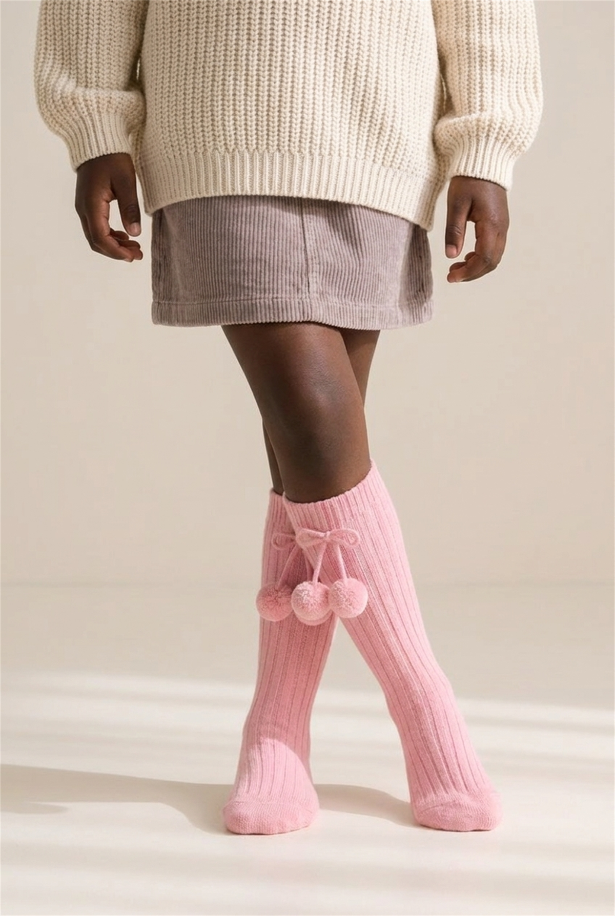 Kız Çocuk Ponponlu Dizaltı Çorap Pembe