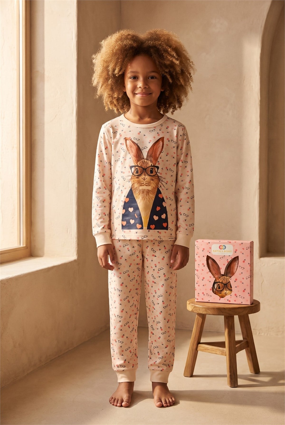 Kız Çocuk Tavşan Desenli Kutulu Pijama Takımı