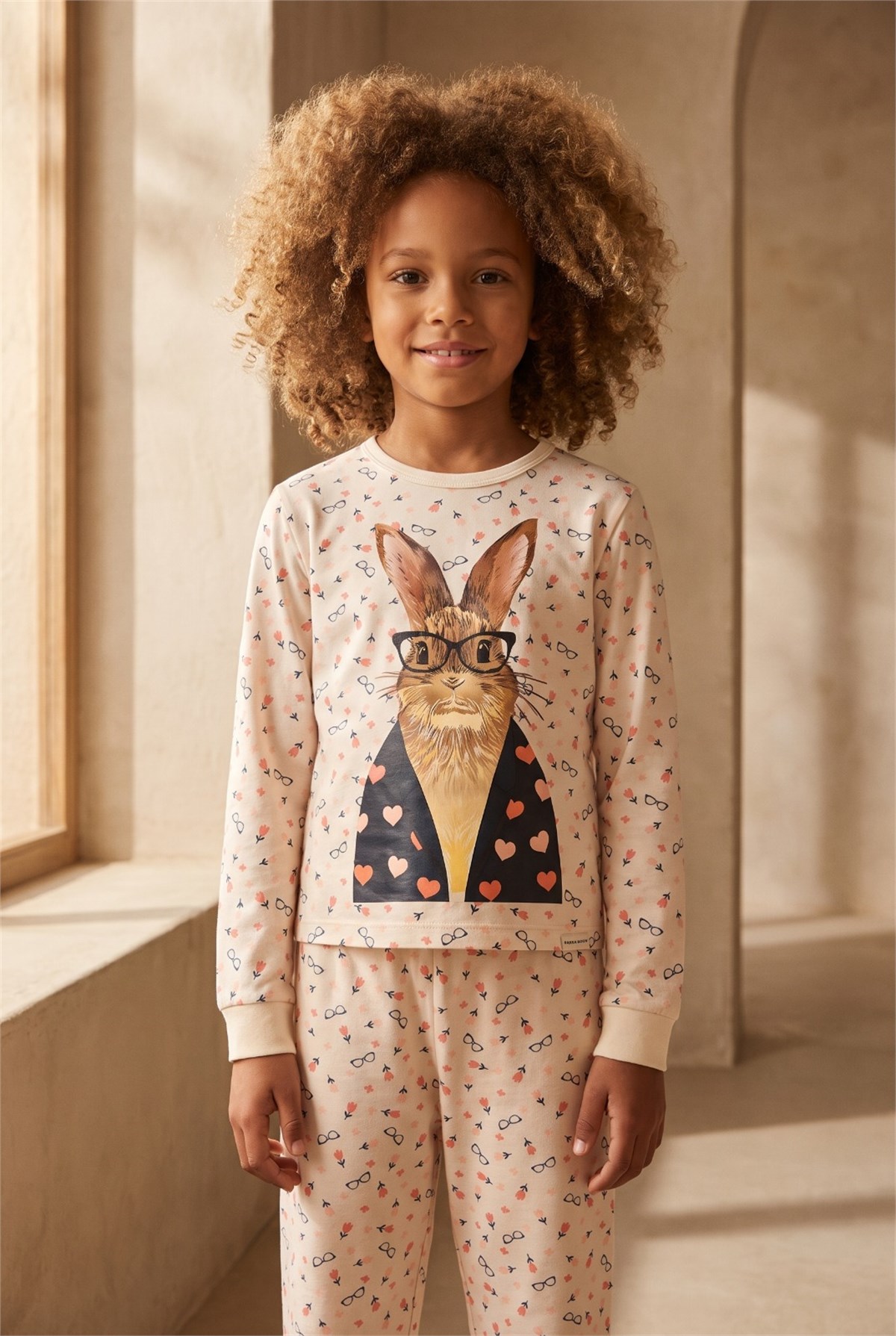 Kız Çocuk Tavşan Desenli Kutulu Pijama Takımı