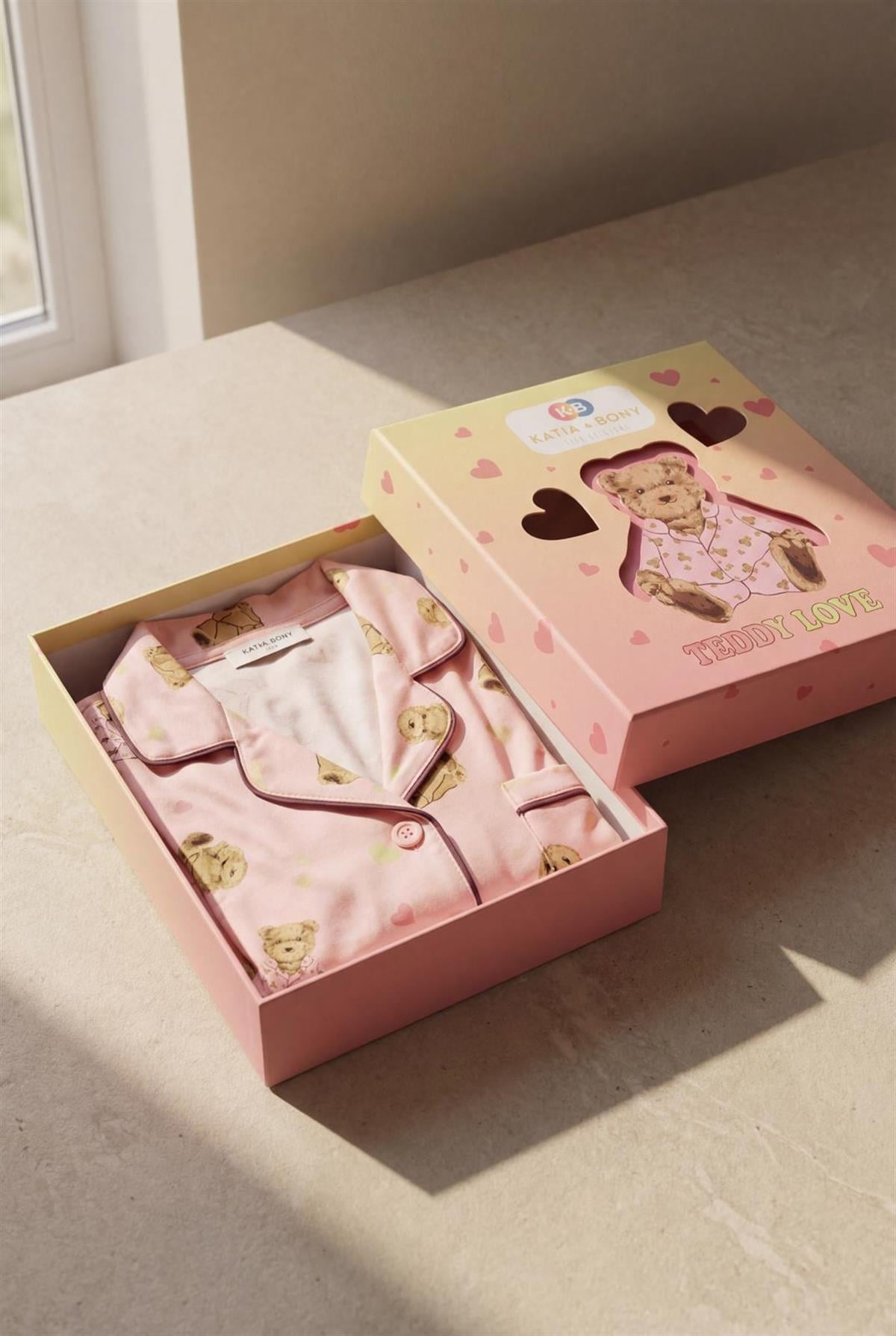 Kız Çocuk Teddy Desenli 3D Kutulu Pijama Takımı 