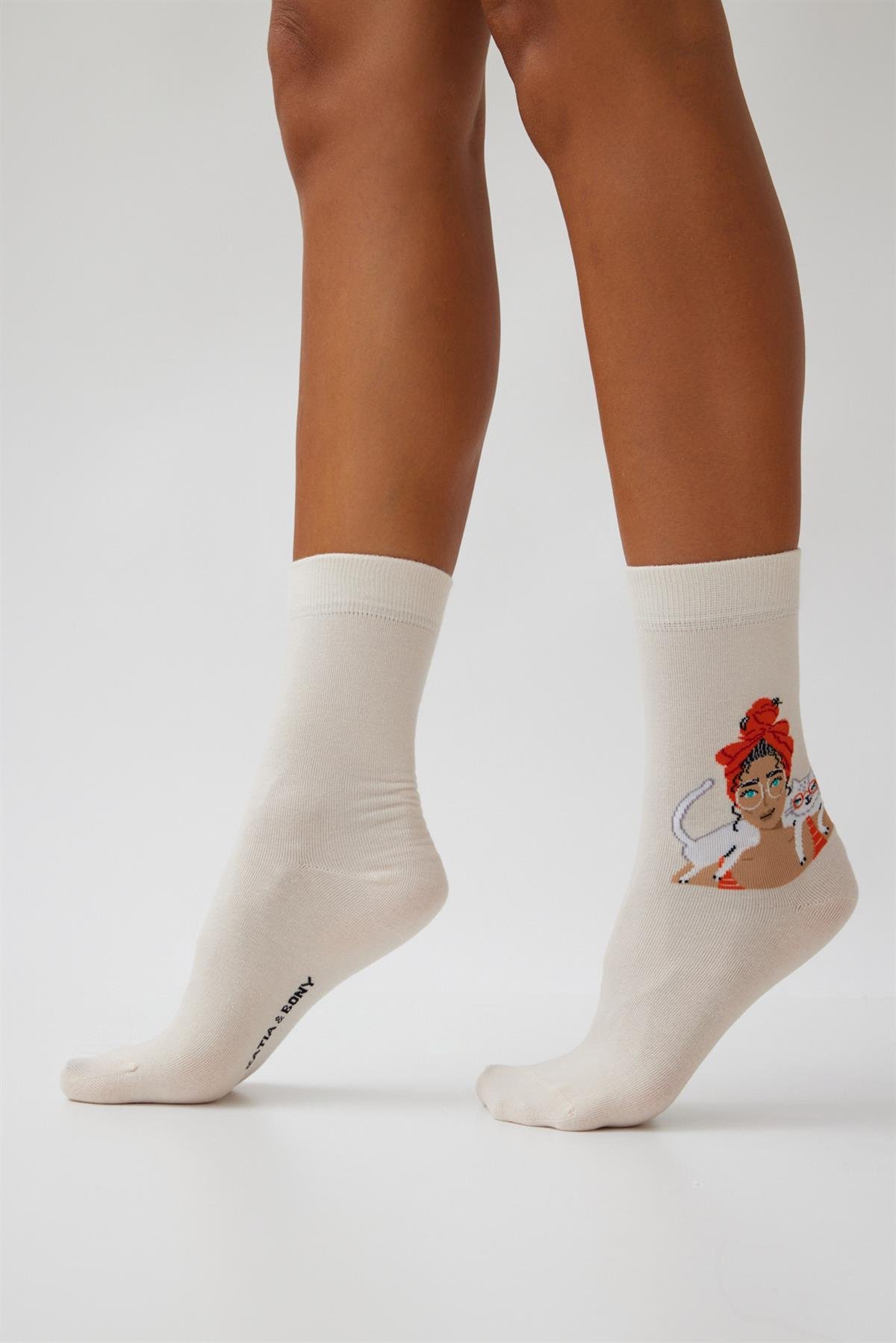 Kadın Figürlü Kedi Desenli Soket Çorap Açık Pembe