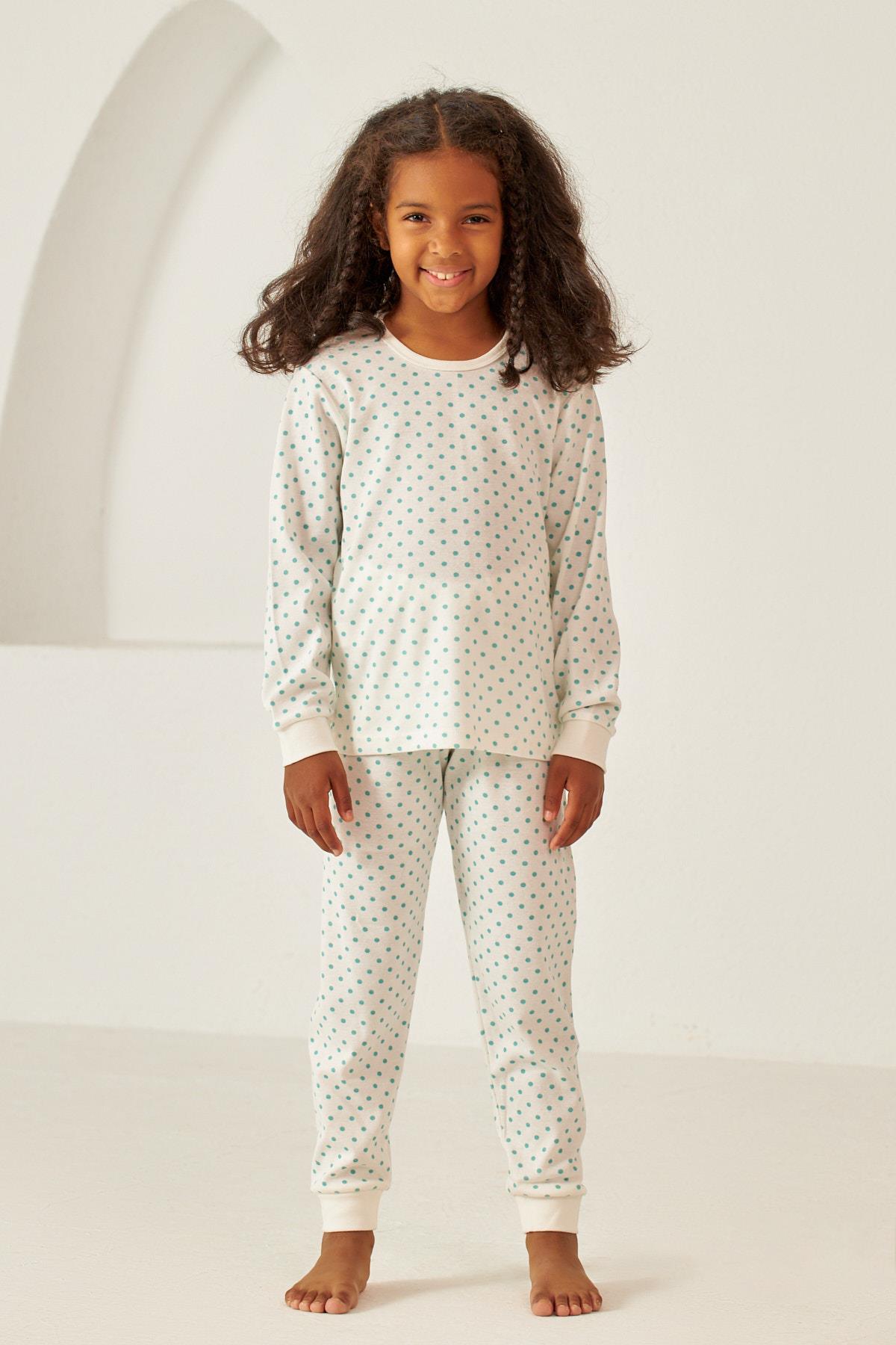 Polka Dot Pattern Childrens Pajama Set Cream