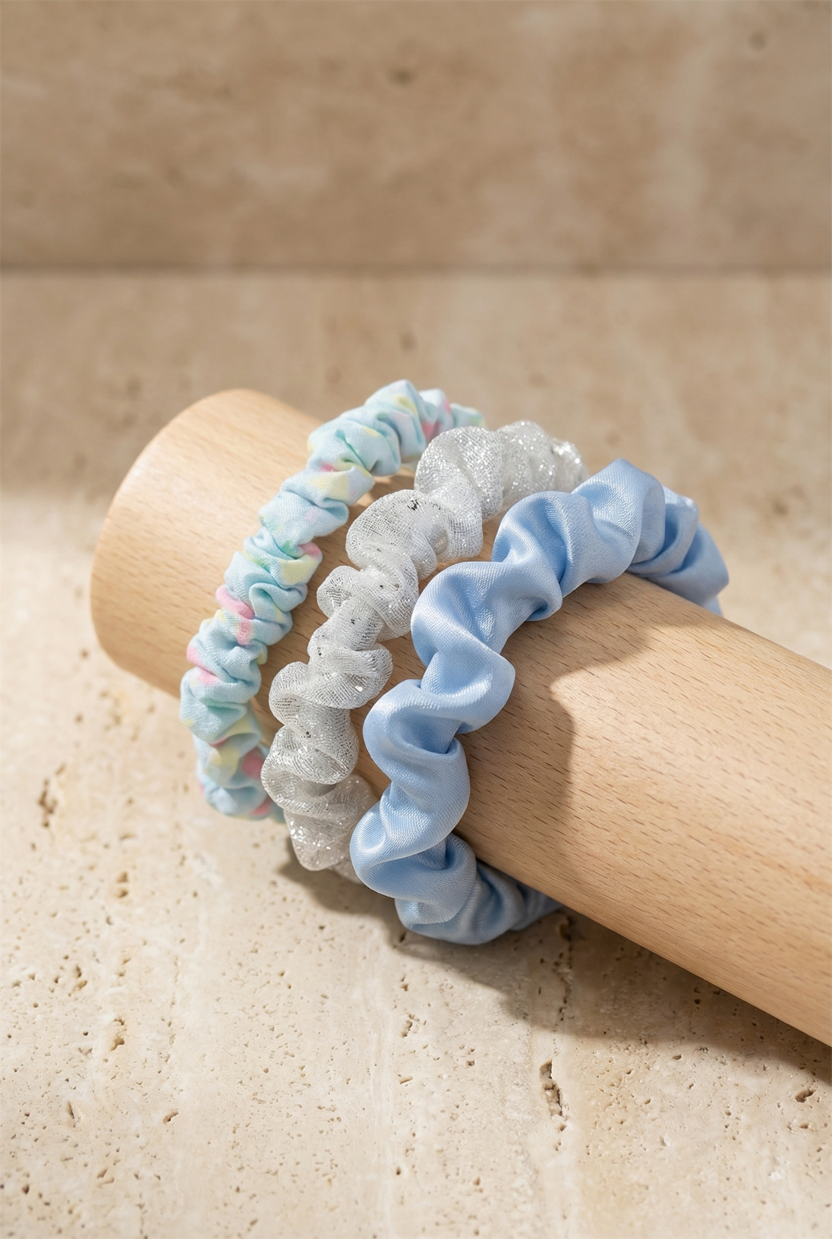 Colorful 3-Piece Assorted Rubber Buckle Multi-Colored