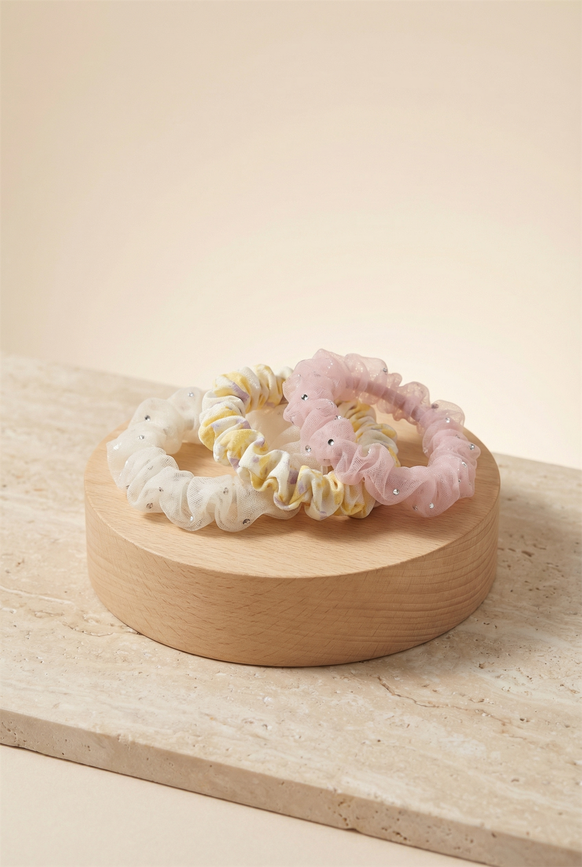 Colorful 3-Piece Assorted Rubber Buckle Multi-Colored