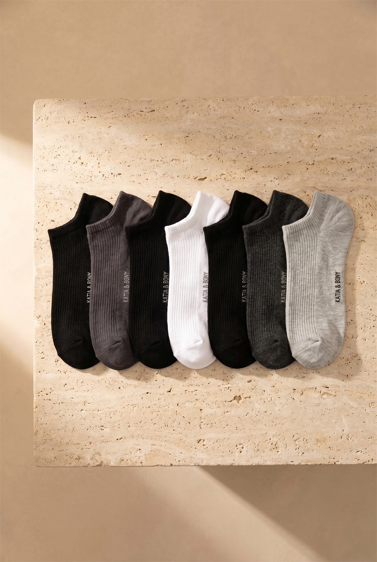 Siyah Karışık Renkli 7li Paket Patik Çorap