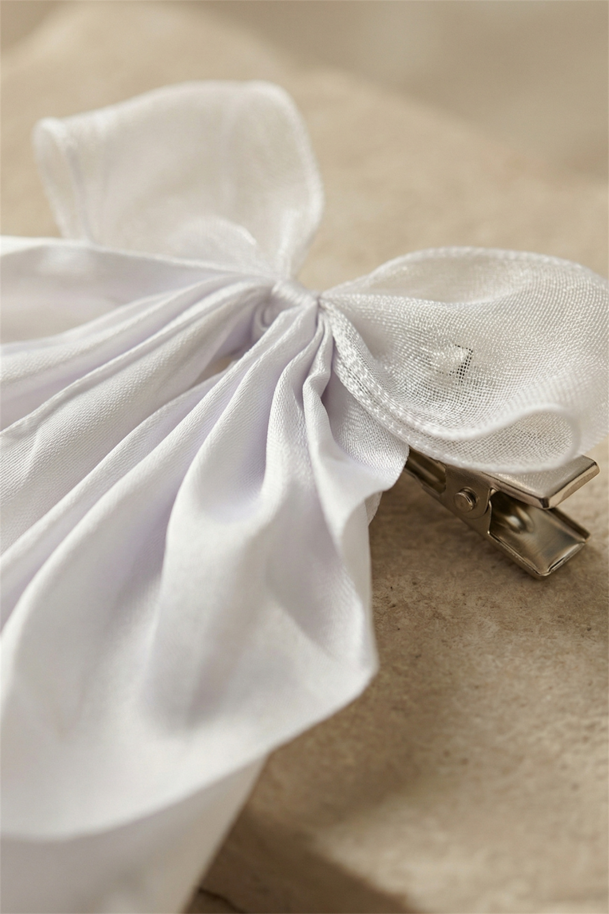 Tulle Bow Buckle White
