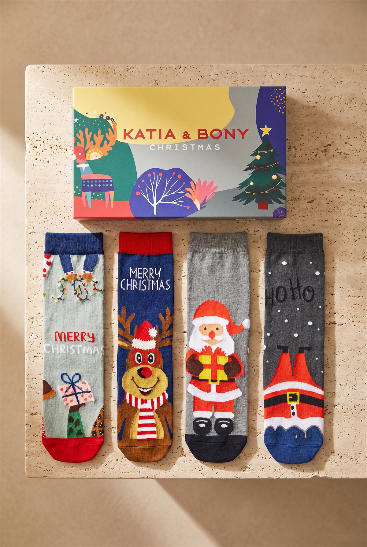 Unisex 4lü Paket Yılbaşı Kutulu Soket Çorap 