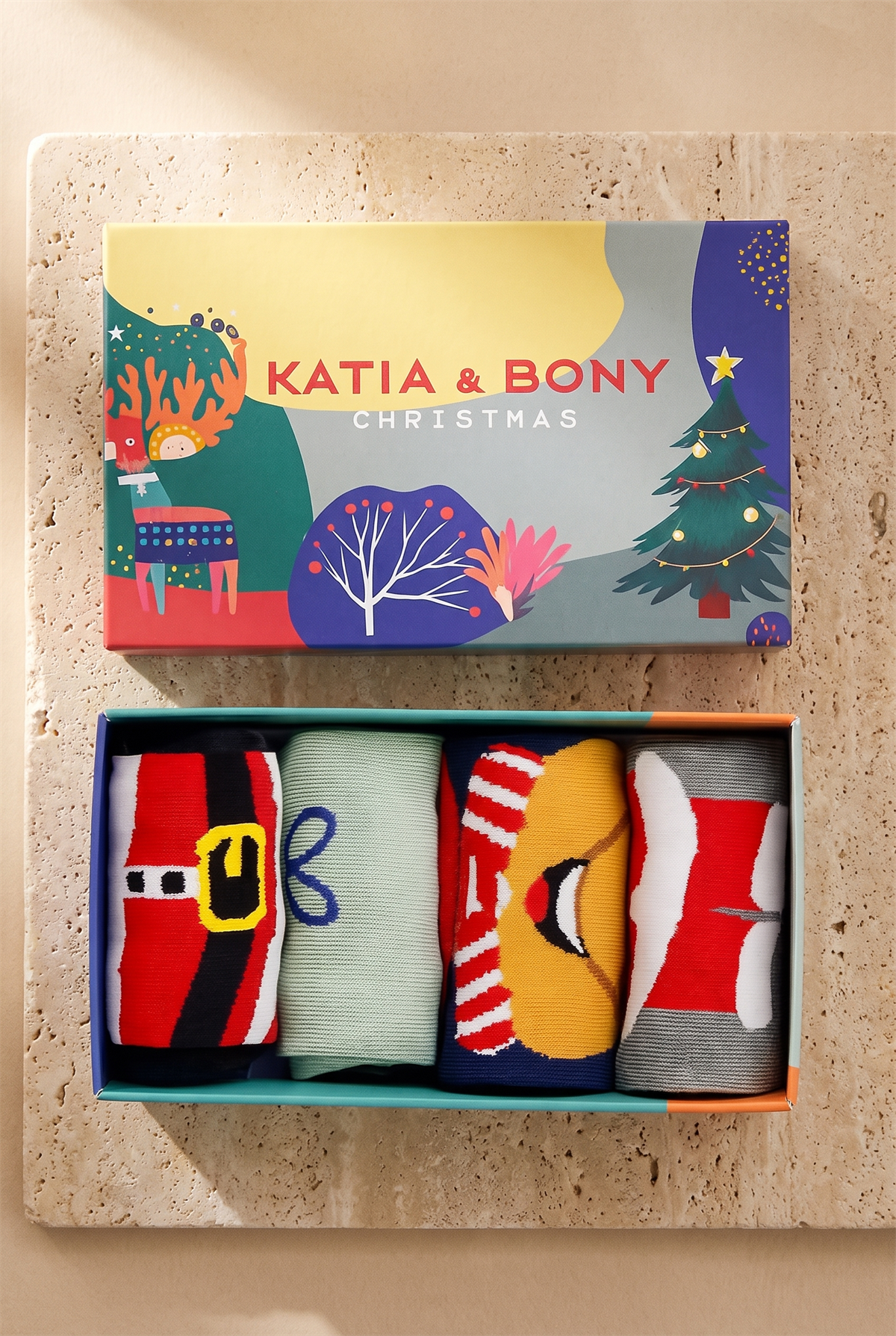 Unisex 4lü Paket Yılbaşı Kutulu Soket Çorap 