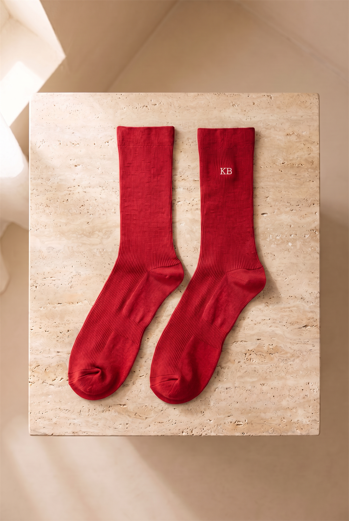 Unisex K&B Nakışlı Soket Çorap Kırmızı