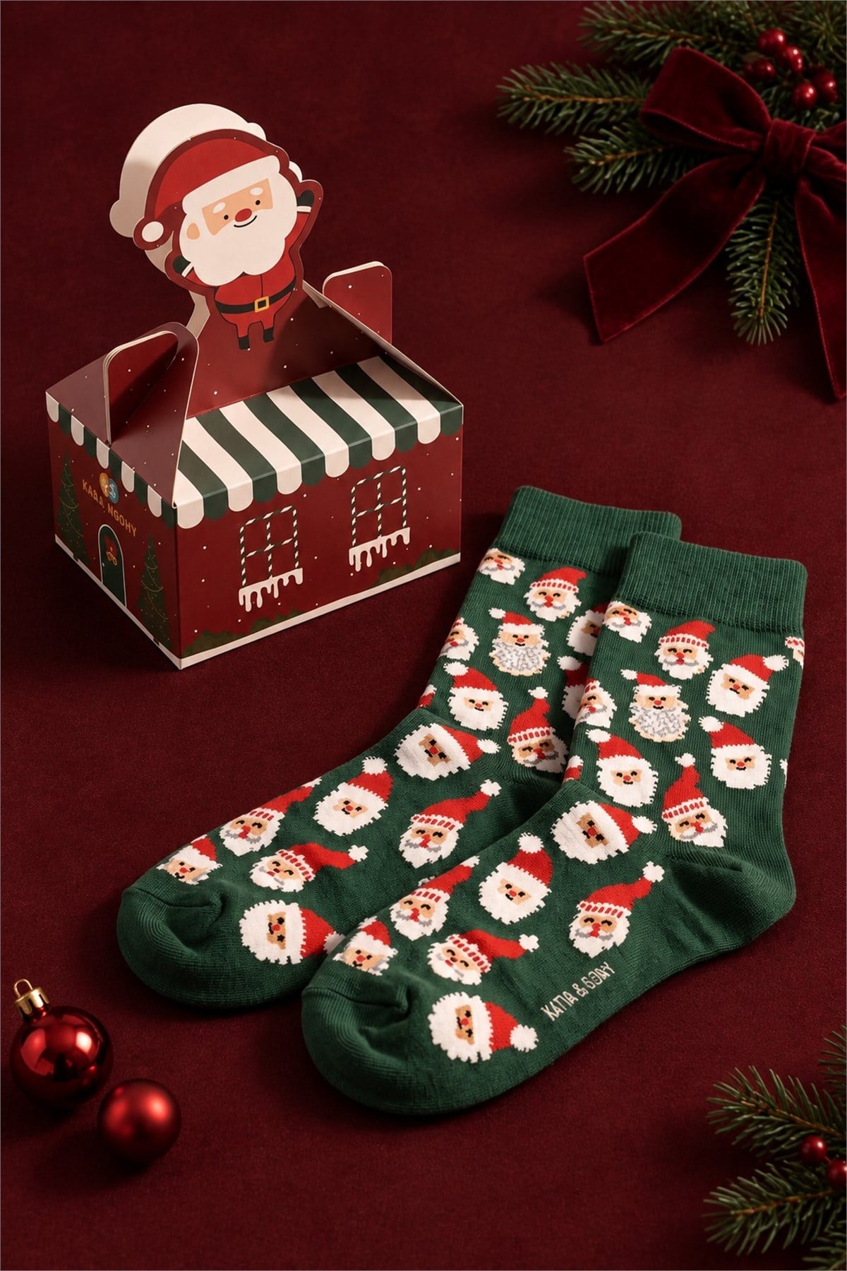 Unisex Noel Baba Kutulu Pamuklu Soket Yılbaşı Çorabı Yeşil