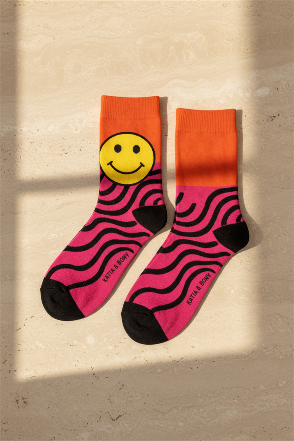 Unisex Pop Art Gülen Yüz Desenli Soket Çorap