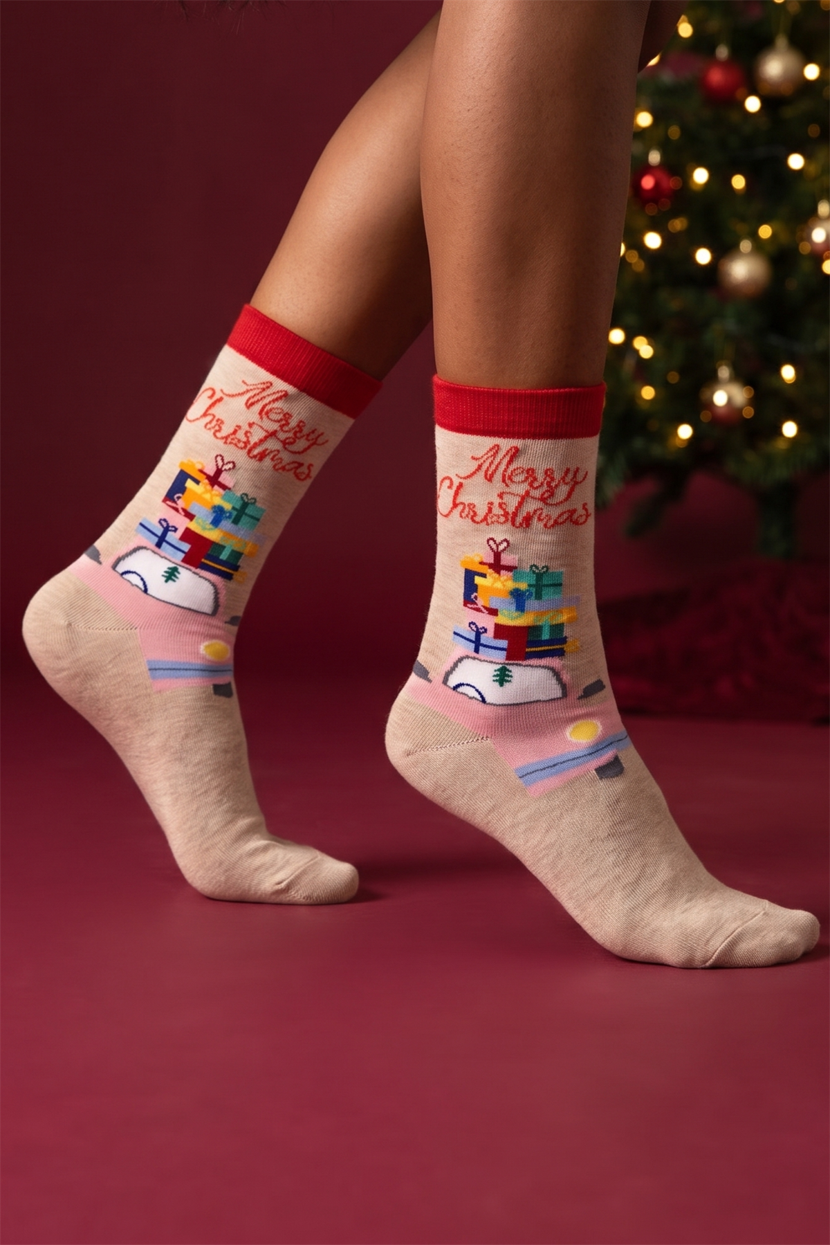 Unisex 3lü Pamuklu Yılbaşı Temalı Kutulu Soket Çorap
