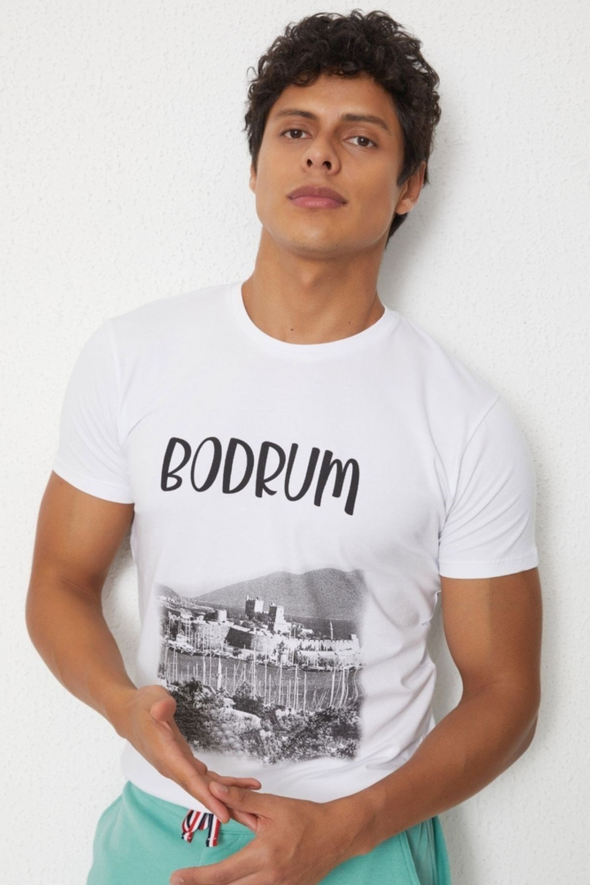 Katia and Bony Bodrum Erkek T-shirt Beyaz. 1