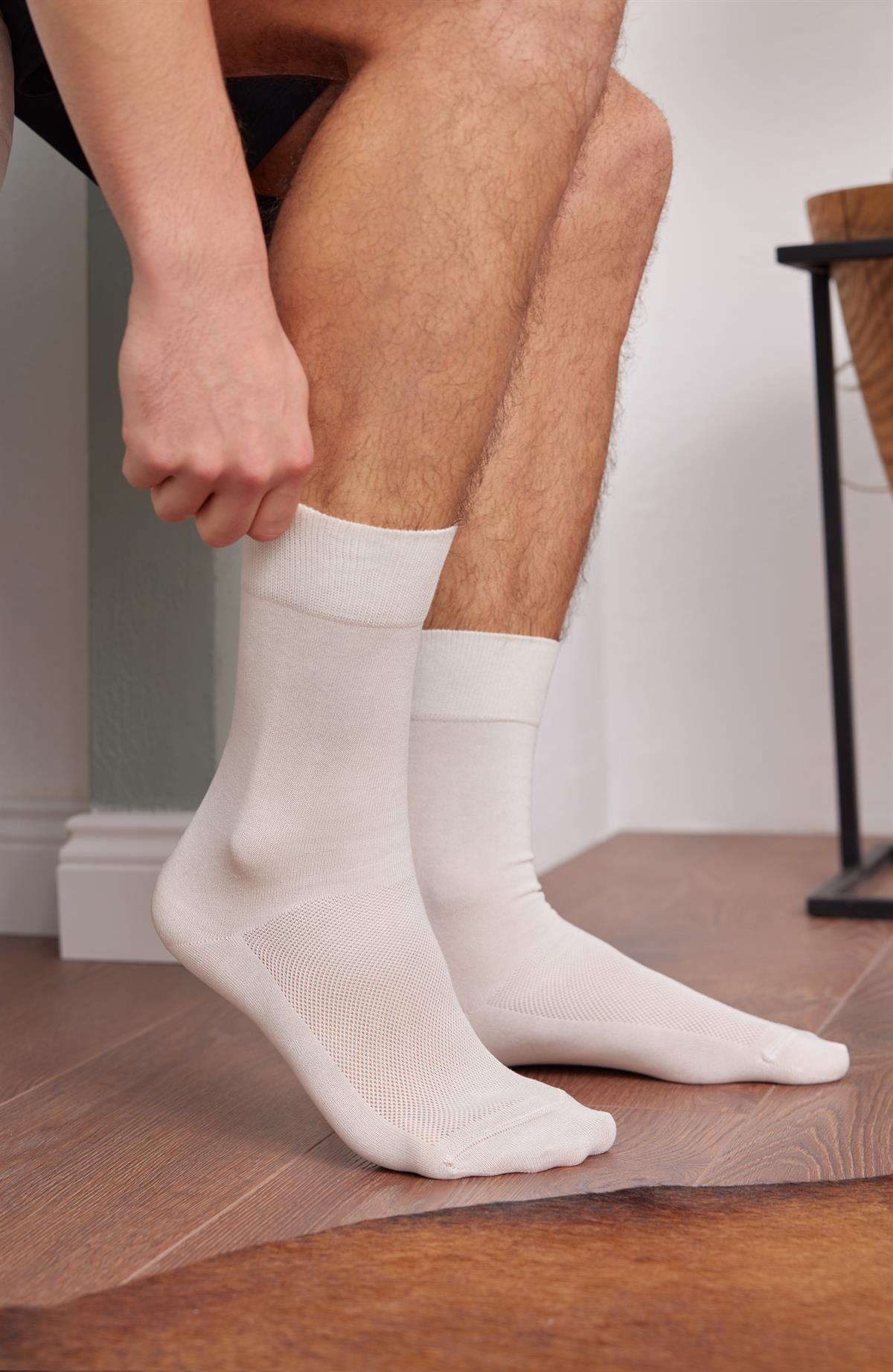Merserize Fileli Erkek Soket Çorap Beyaz