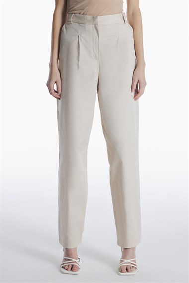 FUUKA TROUSER // beige