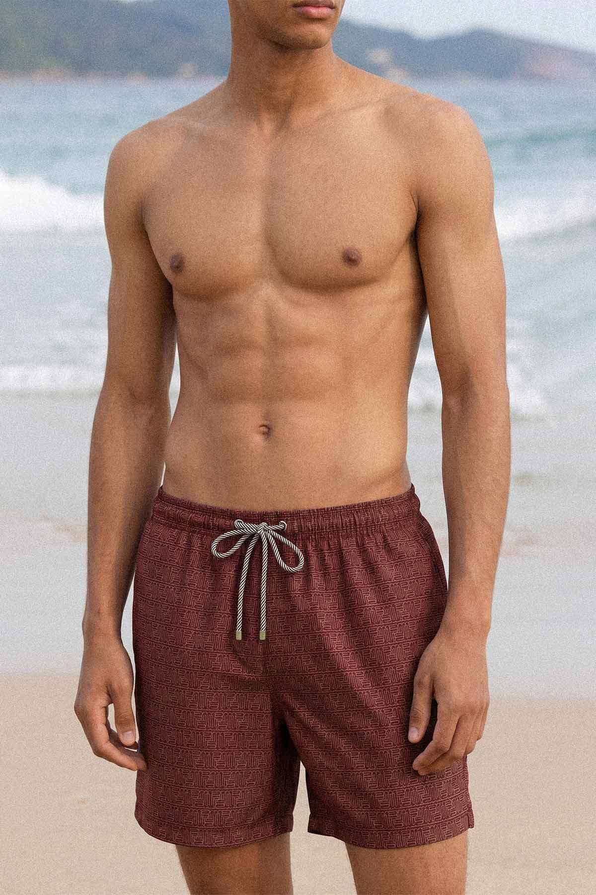 Mısırlı Erkek Monogram Desenli Deniz Şort Bordo
