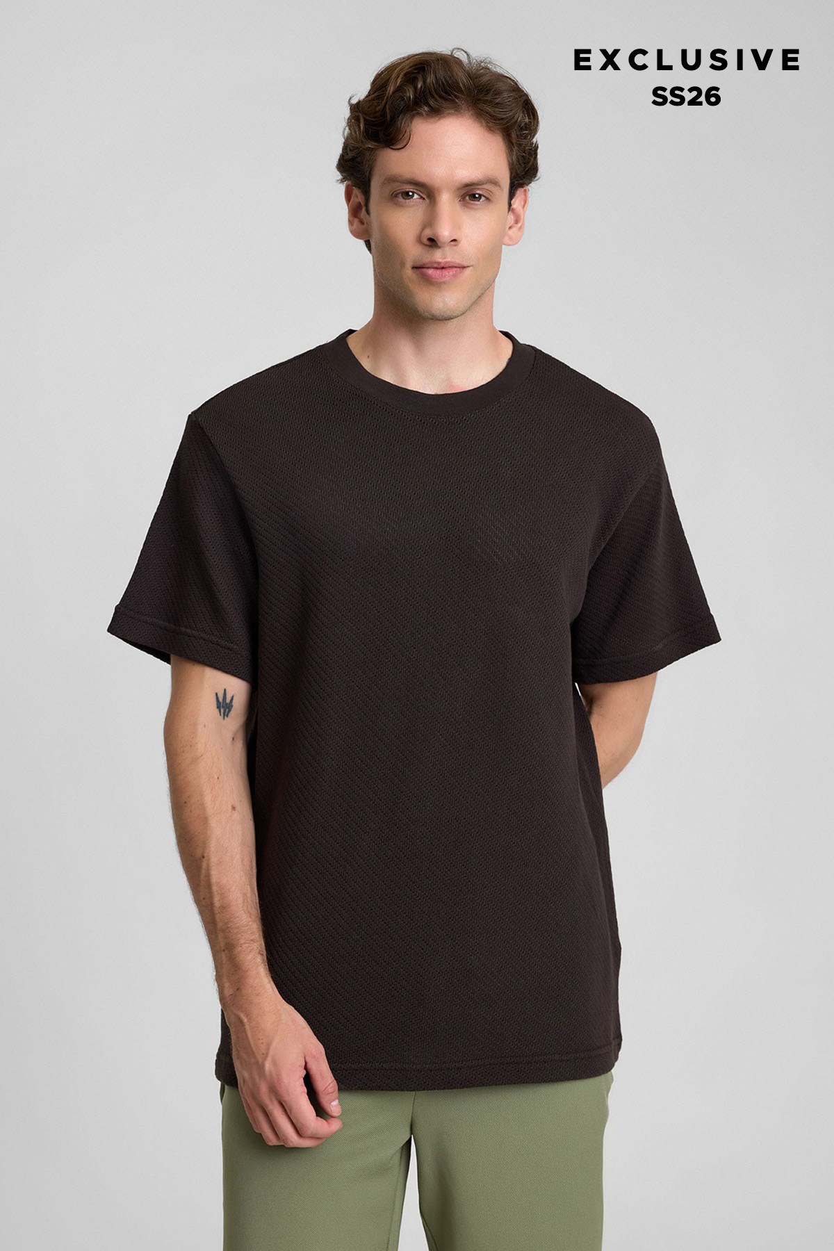 Mısırlı Erkek Jakarlı Pamuk Bisiklet Yaka OVERSİZE T-shirt Koyu Kahverengi