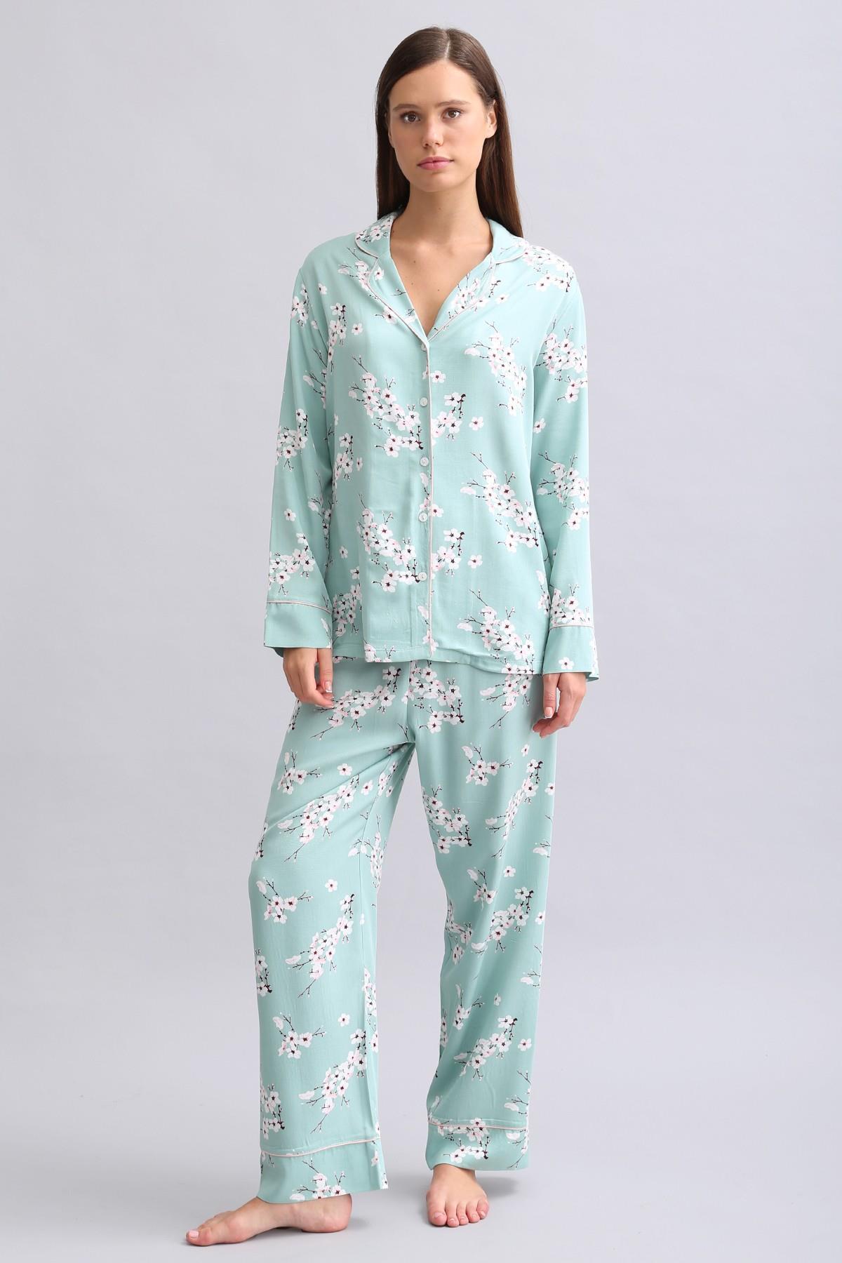 Mısırlı Kadın Bambu Saten Çiçekli Pijama Takımı Çağla Yeşili