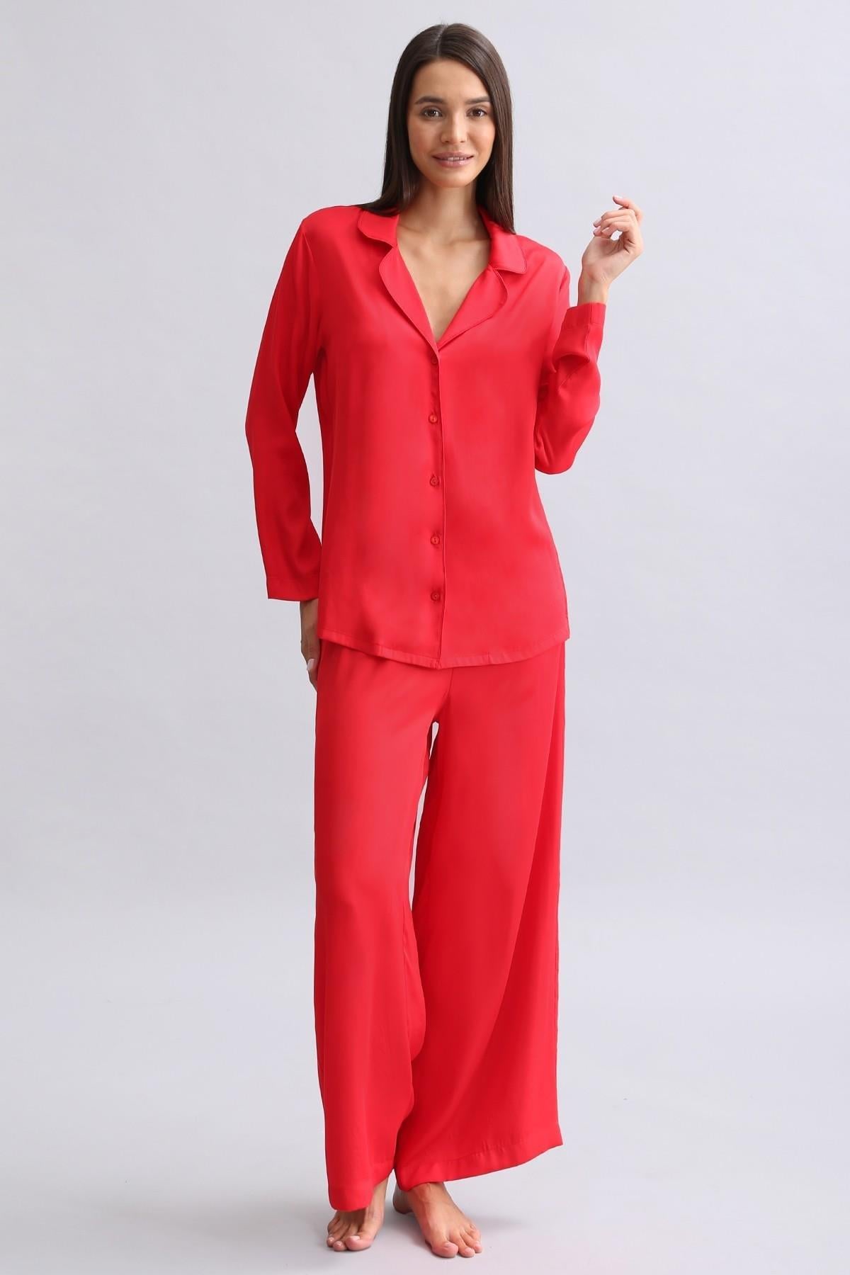 Mısırlı Kadın Bambu Saten Pijama Takımı Kırmızı