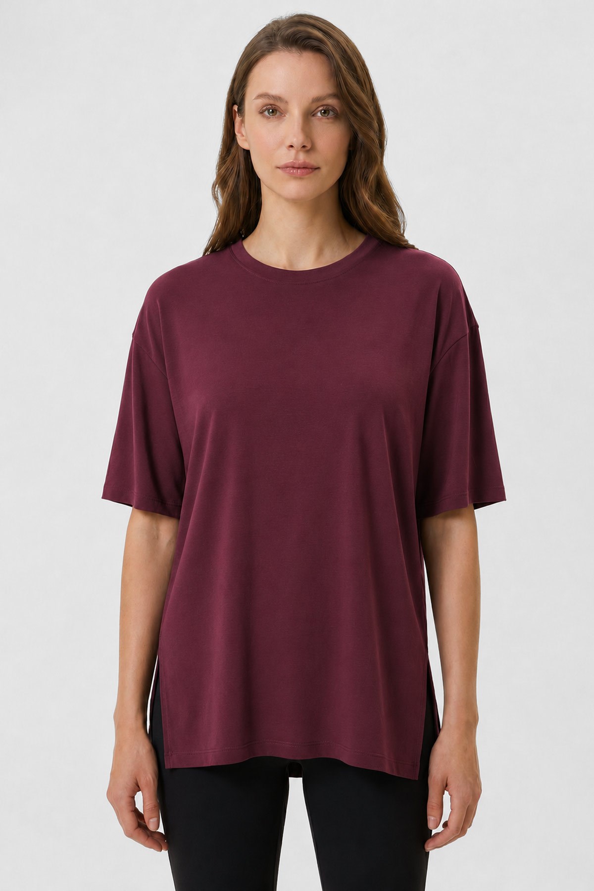 Mısırlı Kadın Modal Uzun Yırtmaçlı T-Shirt Bordo