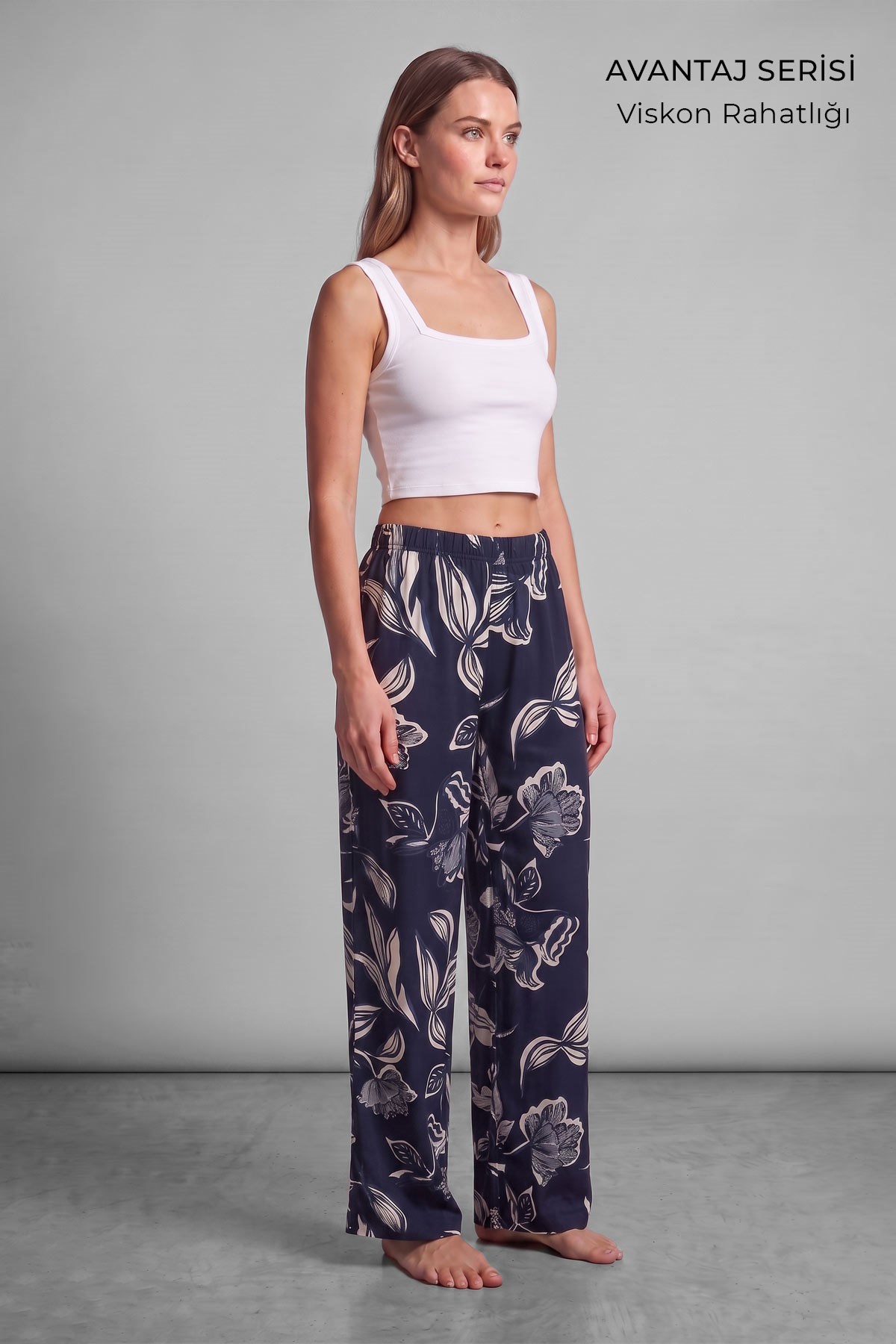 Mısırlı Kadın Viskon Çiçekli Alt Pijama Koyu Lacivert