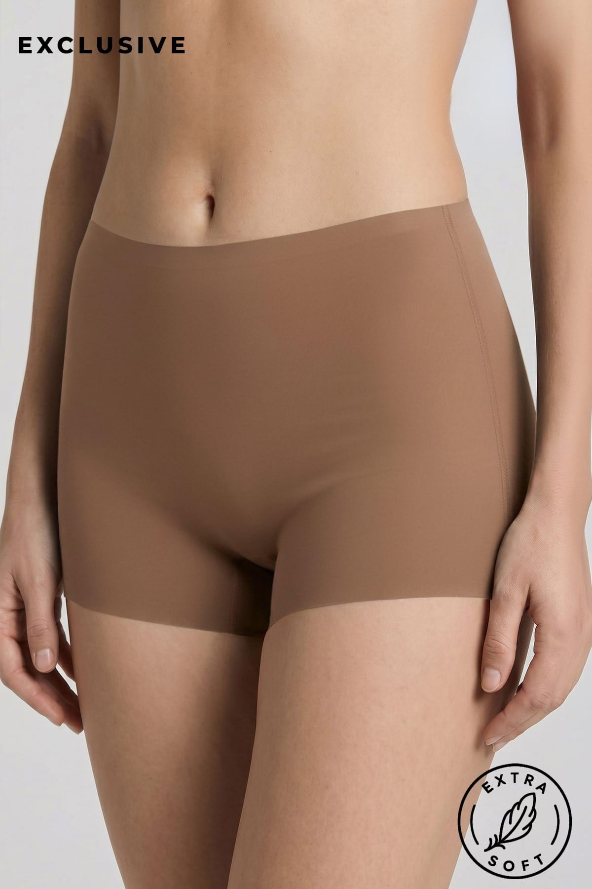 Mısırlı Lazer Kesim Shorty Koyu Ten