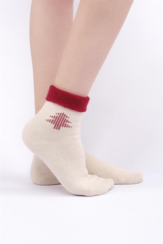 Aytuğ Kadın Pamuklu Tekli Kıvrık Yılbaşı Temalı Çorap Ekru