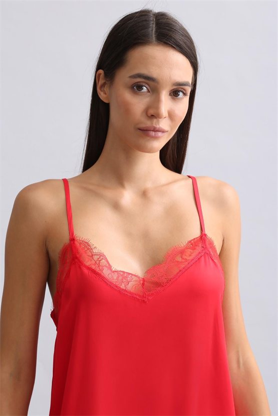 Kadın Dantel Yaka Saten Kısa Gecelik Kırmızı