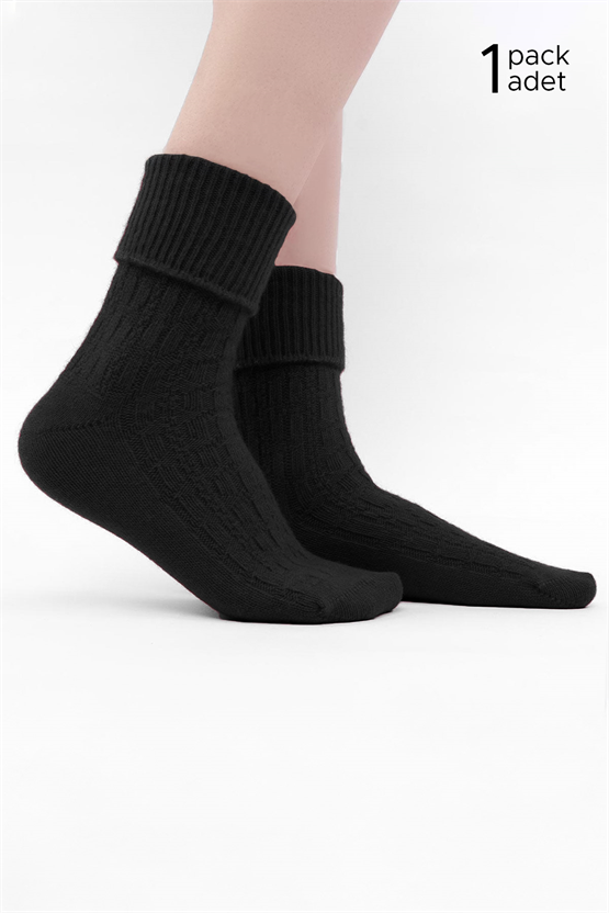 Kadın Kutulu Siyah Hediye Paketi