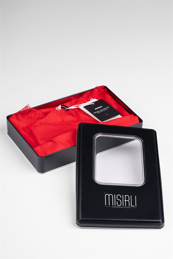 Kadın Kırmızı Dantelli Saten Gecelik Hediye Paketi