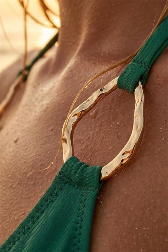 Mısırlı Aksesuarlı Üçgen Bikini Takım Yeşil