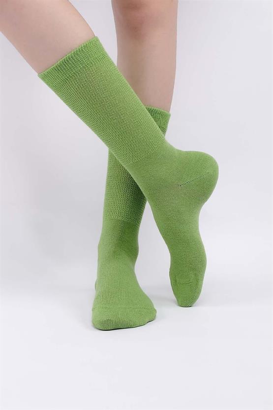 Mısırlı Kadın %10 GÜMÜŞ Madeni İçerikli Soket Çorap Yeşil