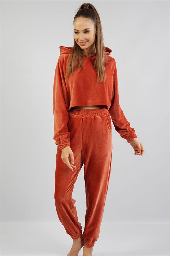 Mısırlı Kadın Kadife Uzun Kollu Kiremit Pijama Takımı