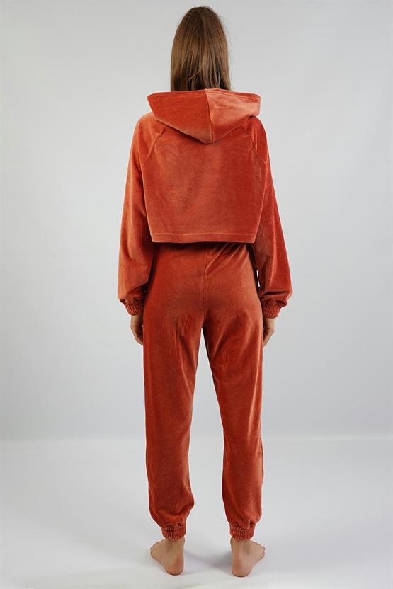 Mısırlı Kadın Kadife Uzun Kollu Kiremit Pijama Takımı