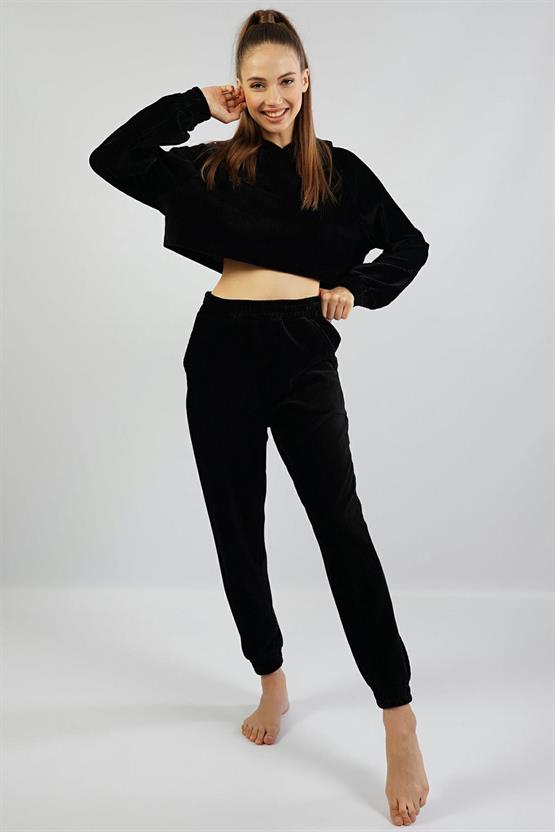 Mısırlı Kadın Kadife Uzun Kollu Siyah Pijama Takımı