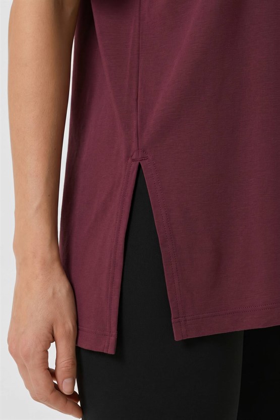 Mısırlı Kadın Modal Uzun Yırtmaçlı T-Shirt Bordo