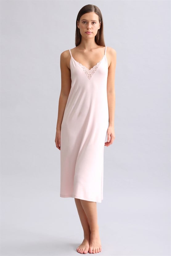 Mısırlı Kadın Örme İp Askılı Dantel Detaylı Geceklik Açık Pembe