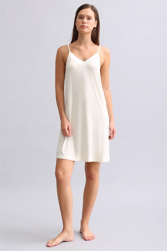 Mısırlı Kadın Örme İp Askılı Gecelik Ekru