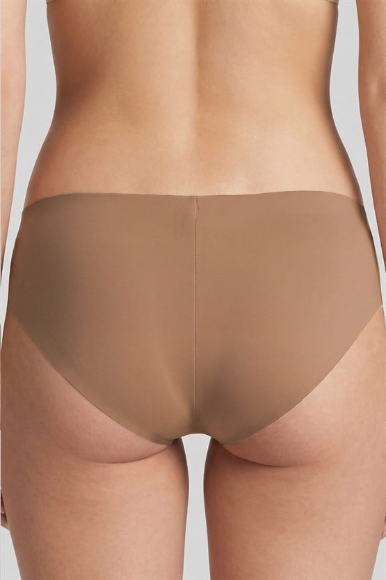 Mısırlı Lazer Kesim Slip Koyu Ten