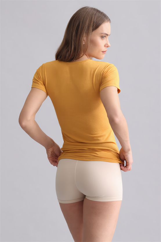 Mısırlı Modal by TENCEL VICTORIA V Yaka Fanila / T-Shirt Hardal