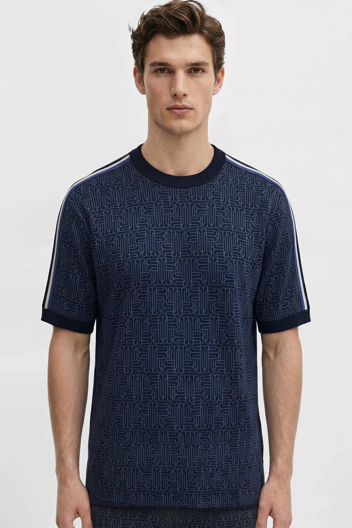 Mısırlı Erkek Monogram Tiktak Detaylı T-shirt Lacivert