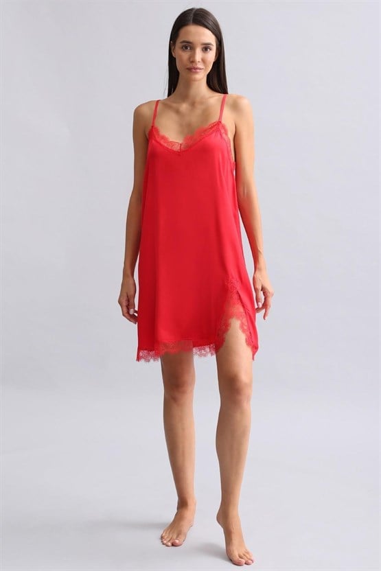 Kadın Dantel Yaka Saten Kısa Gecelik Kırmızı